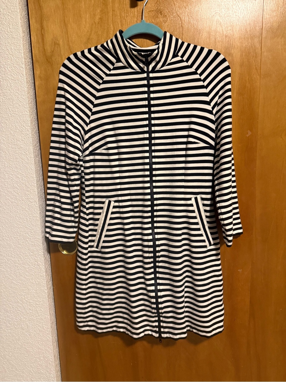 Striped Black & White Women's Zip-Up jacket